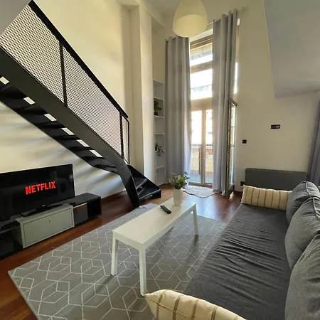 Entire Loft - With Foosball In The Centre Прага